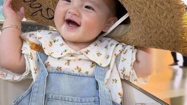 “给你我微不足道的所有”
边剪辑边感动，妈妈会永远记得产检时的愿望“健康就好”
#靖西 #一周岁啦 