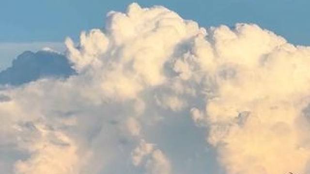 夏天要结束了对吧 转眼间今天就是立秋了
这个夏天过的好快
还没有好好感受秋天就要来了
#请你看秋天的