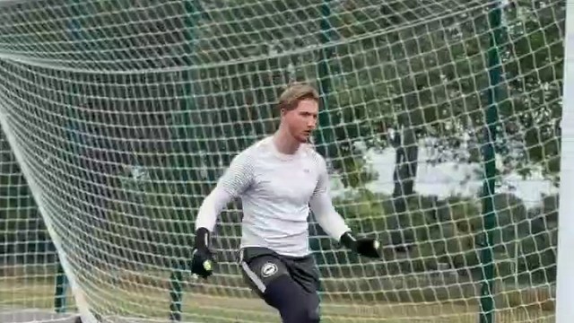 门将扑救基本功训练