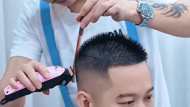 老李专业男士油头