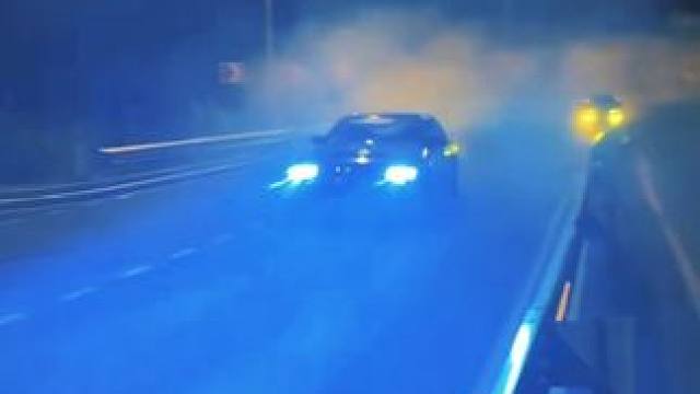 这才是男人最后的疯狂#速度与激情 #玩车 #极限运动#专业动作请勿模仿 #弯道快才是真的快