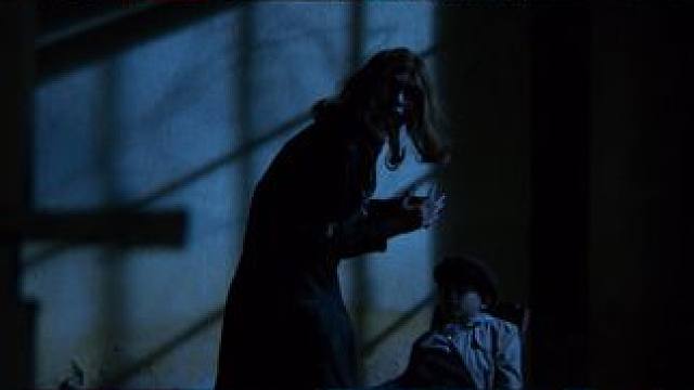 小镇男孩接连失踪，名侦探凭借细节堪破悬案……#悬疑#惊悚#电影杀人镜头