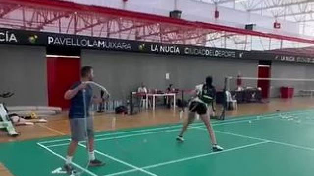 上科技了哈#羽毛球 #享受羽毛球带来的快乐 #羽毛球训练