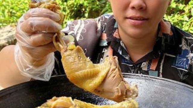 今天简单做一锅清炖鸡吃过瘾 #美食 #农村生活