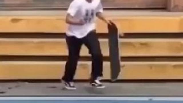 所以说永远不要和脚下的板子过不去哈哈！#XGAMES  #极限运动  #滑板