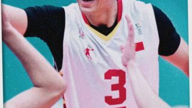 #张景胤 2023年比赛很多，可是他除了奥资赛因伤缺阵了两场以外，基本全勤，大运会那段时间似乎要累到