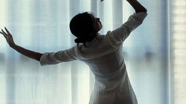 我无名分 我不多嗔 