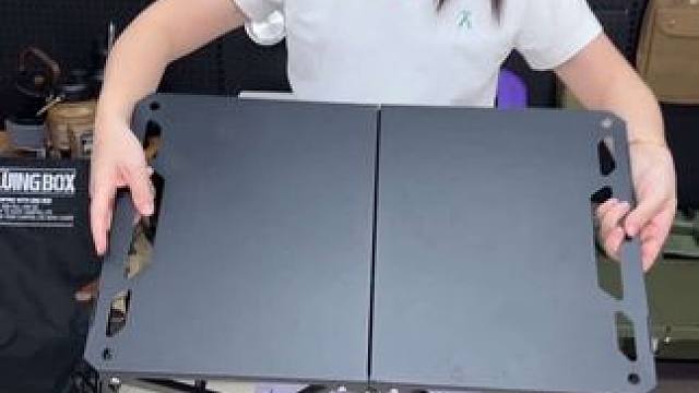 1秒折叠，1秒展开的户外战术桌，承重120斤，全碳钢的材料，经久耐用 #户外桌 #战术折叠桌 #户外