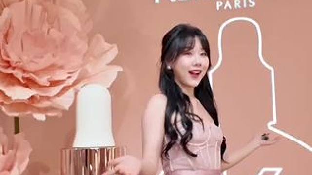 新品上新就邀请我去当“一日店长”，所以我的机制你们懂的~ 记得预约！#卡诗 #卡诗秀发高光瓶 #护发