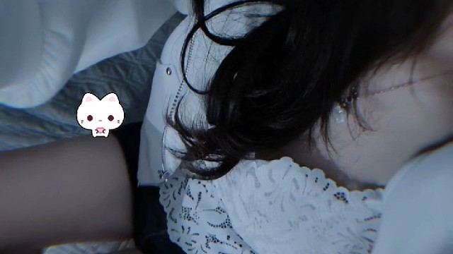 一个人的夜
我的心应该放在哪里