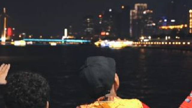 看看我又掏出了什么彩蛋✨
我知道你开两个轮很厉害
那么四个轮呢
来都来了不得去趟省城玩
永庆坊+珠江