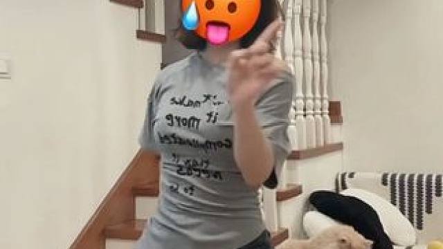 学习抖舞的第66天——豆芽摇
#一学就会系列 #简单易学舞蹈 #扭一扭 #慢摇 #豆芽摇