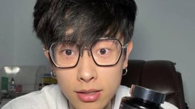 上班健身两头忙，补剂当然是越方便越好！羊头四重精氨酸是胶囊状态，四种形态精氨酸协同#羊头四重精氨酸 