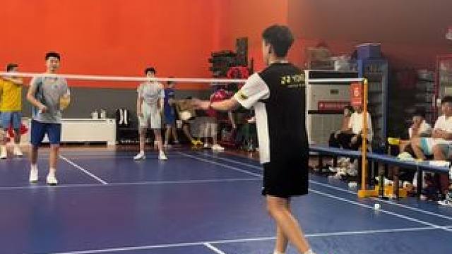练练练！！#羽毛球#杀球#三打一