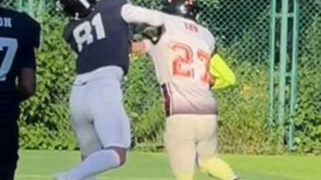 #美式橄榄球 没本事我回家练 但你连场都上不来