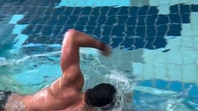沉浸式感受自由泳每个划手动作的走水，简直不要太丝滑了！ #游泳 #爱游泳 #游泳打卡 #游泳日常
