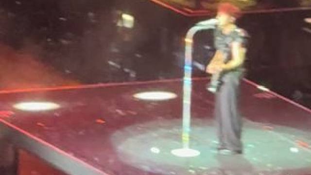 头一次看演唱会，太爽了 #现场演唱会 #巡演 #李荣浩演唱会