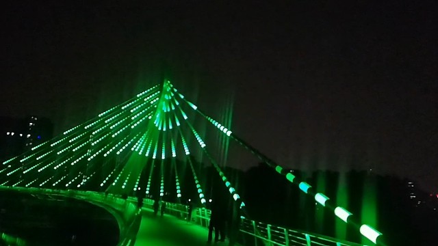 桥梁点光源安装不费力，抗震防水保稳定，智能控制易管理，定制服务   好售后，桥梁照明首选！#​拉索灯