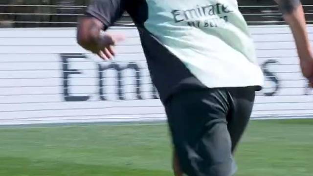 谁看到这一脚不迷糊啊#足球