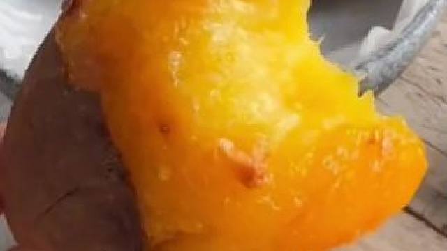 这个榴莲蜜薯太好吃了#美食 #红薯 #榴莲蜜薯 #软糯香甜