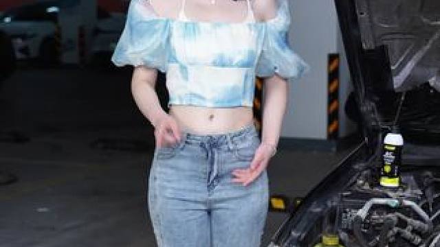 夏天到了，空调制冷差？可能是制冷剂出了问题！享受开车舒适感 自己动手给空调加点补充剂# 汽车用品# 