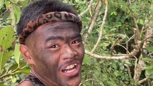 哈哈嘟嘟困来了 #我的乡村生活 #原创视频 #大自然的馈赠 #野外户外