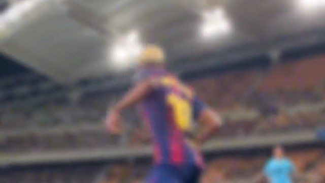 把球场当游乐场？