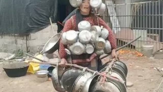 山卡卡里的农村大姐学会了开直播每天收获满满您还在恐播怕播不敢开播开播了不知说什么吗#记录真实生活 #