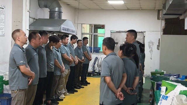 电池弹片弹簧五金冲压件散热片等