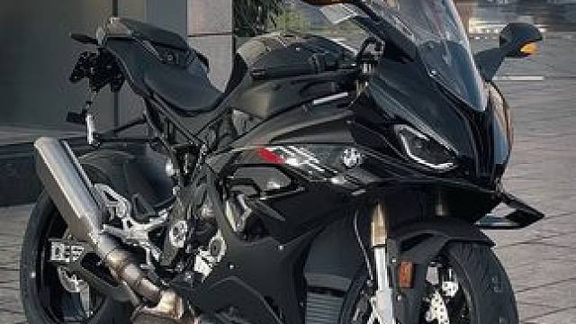 你回头 明天见！#宝马s1000rr #摩托车 #龙龙历险记