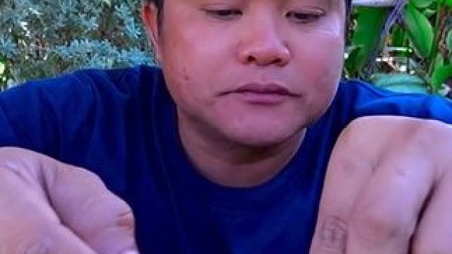 鲜辣剁椒️凉拌小八爪鱼猪花肠 #泰国大叔#泰国美食#内容启发搜索 #种草激励计划 #泰国生活