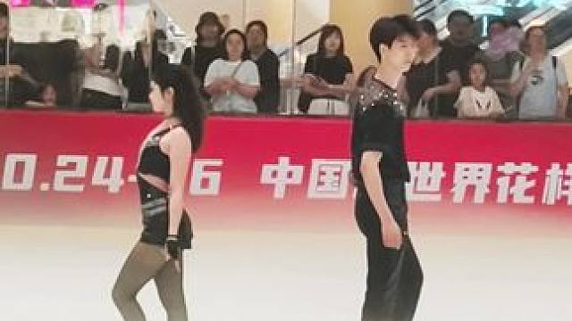 #花样滑冰 #林宇飞高子健 #北京体育大学 
苗苗美小宝帅⛸️⛸️
#花样滑冰俱乐部联赛苏州站
