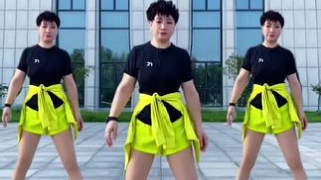 来吧！劲爆、高效燃脂的健身操来啦！#健身 #自律#运动 #热门音乐