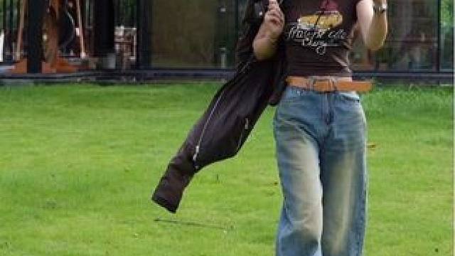 “人生就是一场体验请你尽兴一点”