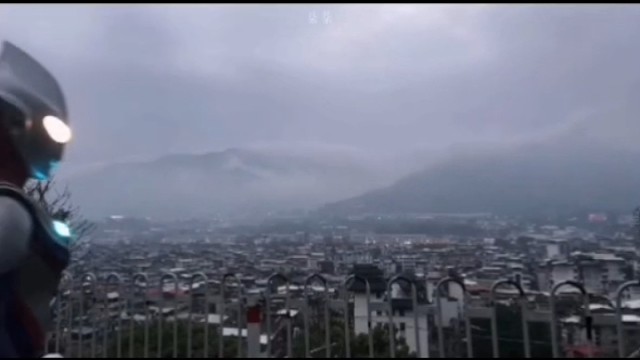 花瓣转场   奥特曼