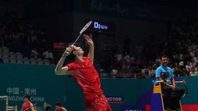 如此击球，“石”在优雅#羽毛球 #石宇奇 #羽毛球男单