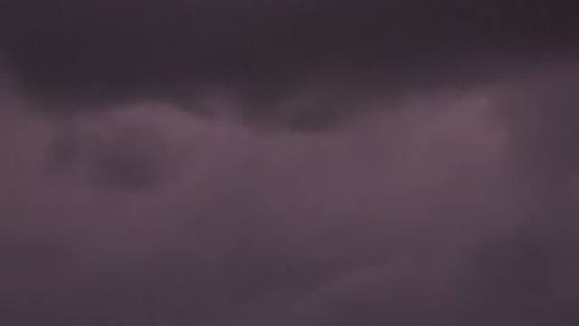 看来有大神在渡劫啊，不停的闪烁#渡劫 #闪电