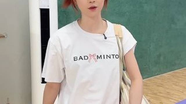 崴脚星人的救星球鞋#羽毛球#嘉嘉羽毛球