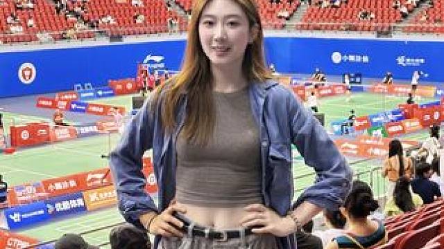 “五年之约”原来真的可以从菜鸟变高手 #羽毛球 #小糊涂仙全力羽赴