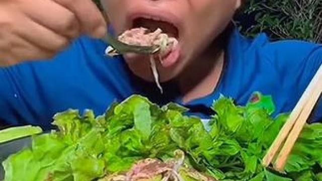 烫牛肉来了 #美食 #户外美食 #泰国美食 #内容启发搜索