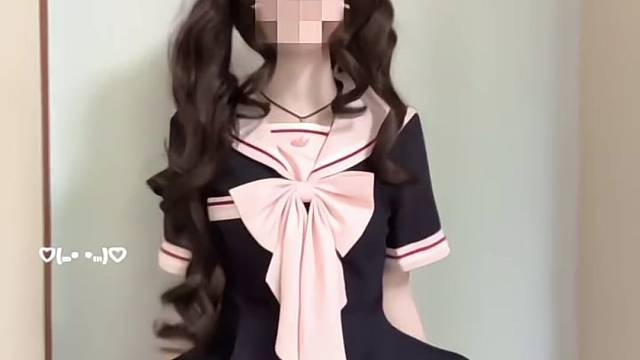 混过社会卖过萌   兄弟挨打我卖萌=⩌⩊⩌=