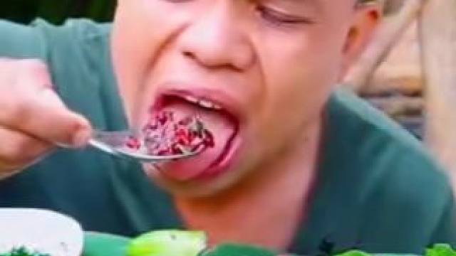 午饭吃辣拌️鲜牛肉 #美食 #户外美食 #泰国美食 #内容启发搜索