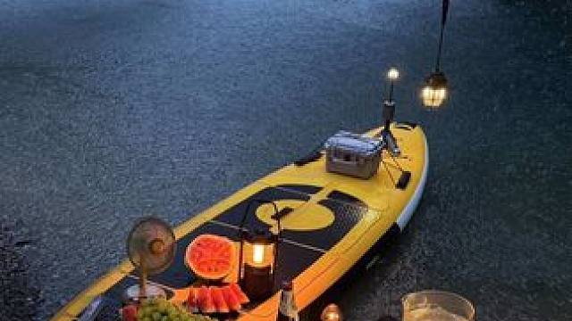 装备防得了雨，却防不住这突如其来的诗意… #雨中露营解压 #露营美食烧烤 #清水打边炉