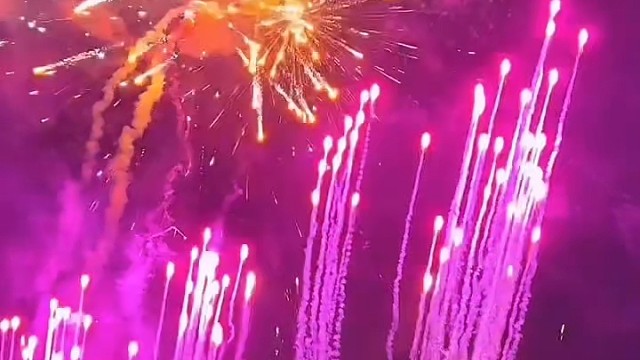 用行动爱你的人，才是万里挑一