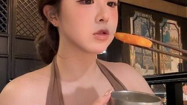 酸汤火锅我们喜欢你#vlog日常 #vlog十亿流量扶持计划 #日常vlog #vlog我的日常生活