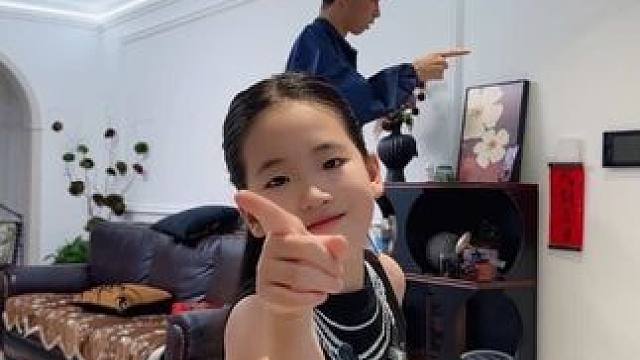 叫上你们的哥哥 妹妹 一起加入吧#鸳鸯戏dj #鸳鸯戏dj摇 #兄妹跳舞