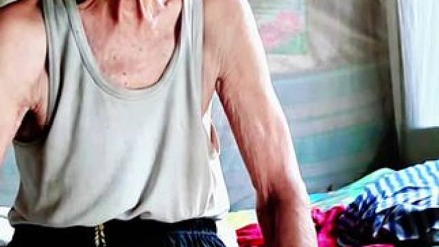 #农村生活 #关爱老人 #大美章丘官庄篇(1207)马闹坡村九十四岁独居老人张老汉，年青时有过两个儿