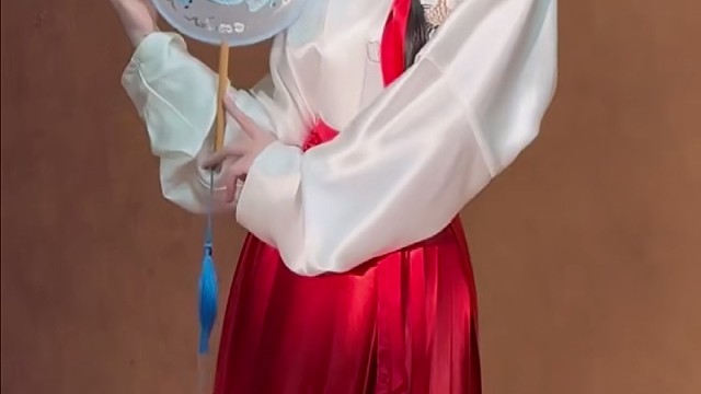 鞠婧祎