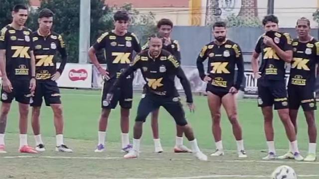 被自己蠢哭的内少