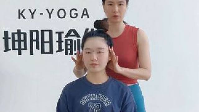 #瑜伽教练培训 零基础学瑜伽教练培训丨体态评估丨体态调整丨头前移评估，在家也可以跟着学瑜伽教练哦，学